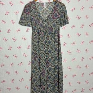 Floral Patterned Maxi Dress